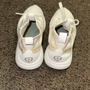 Lululemon chargefeel 2 mid workout shoes 6.5